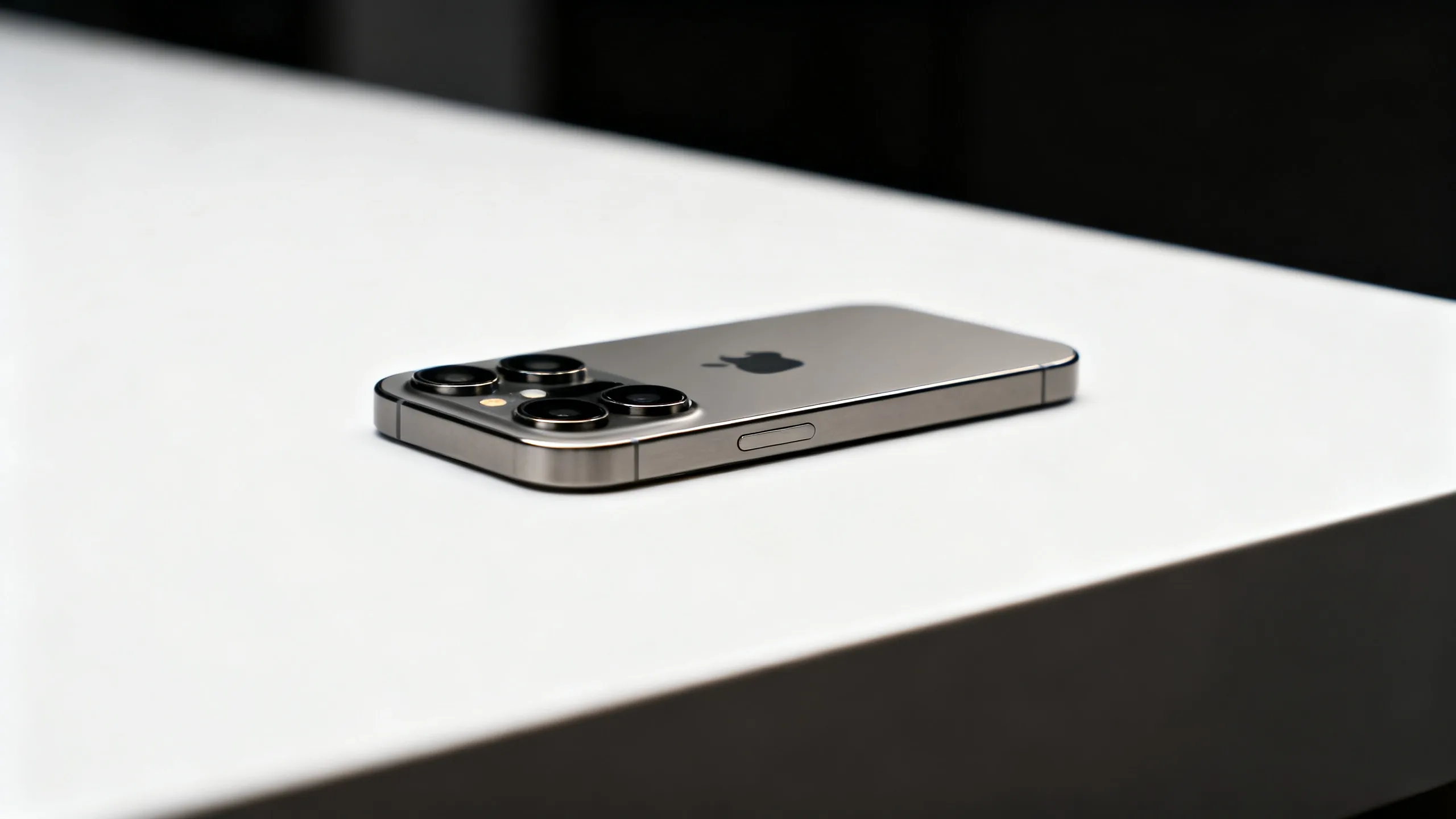 Review iPhone 15 Pro Max — Flagship Apple Terbaik 2026